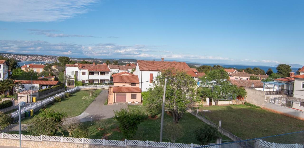 Luxury Apartment Faro With Sea View And Swimming Pool Premantura Exterior foto